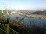 Der Harkortsee in Wetter und Herdecke, mit Blick auf Herdecke mit dem ber�hmten Ruhrviadukt.